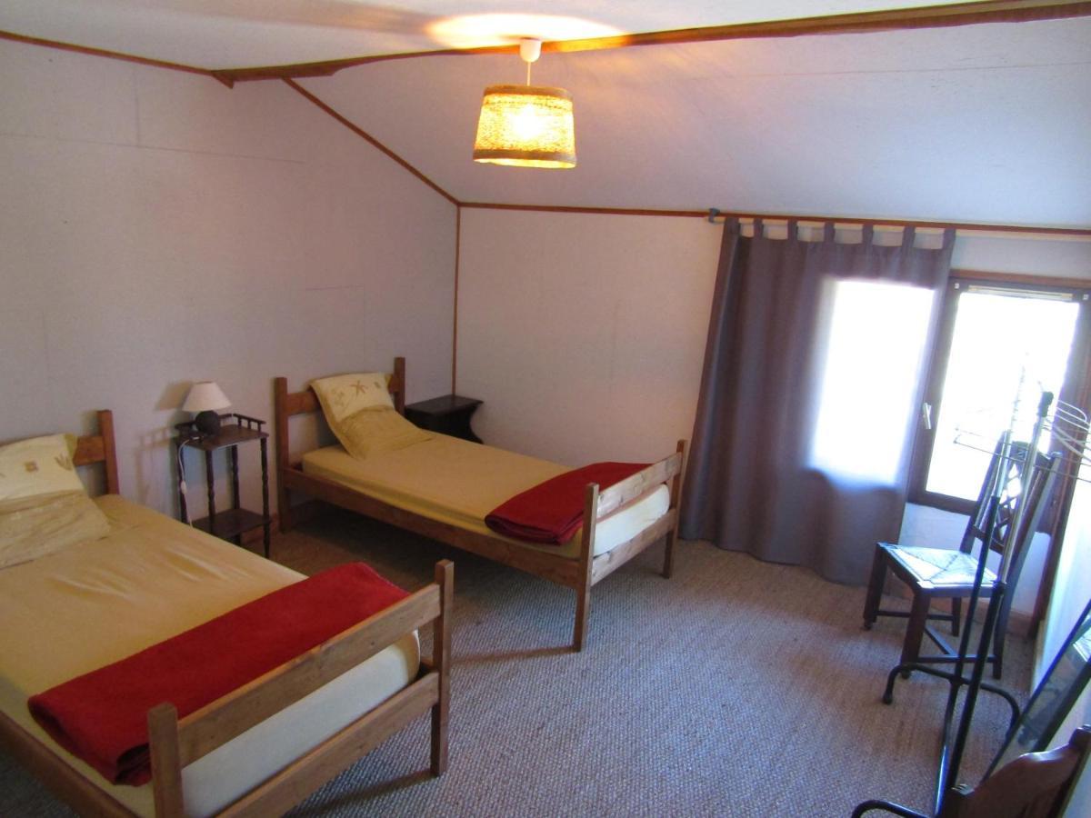 La Demeure Des Fleurs Hotel Caillavet Екстериор снимка